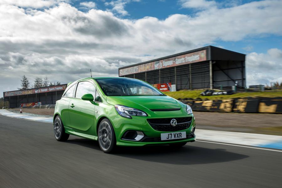  Vauxhall Corsa VXR 2015 года  (фото 21 из 37)